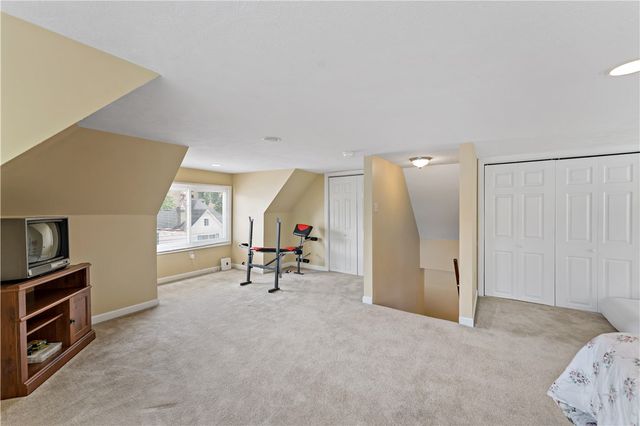 628 Library Ave, Carnegie, PA 15106