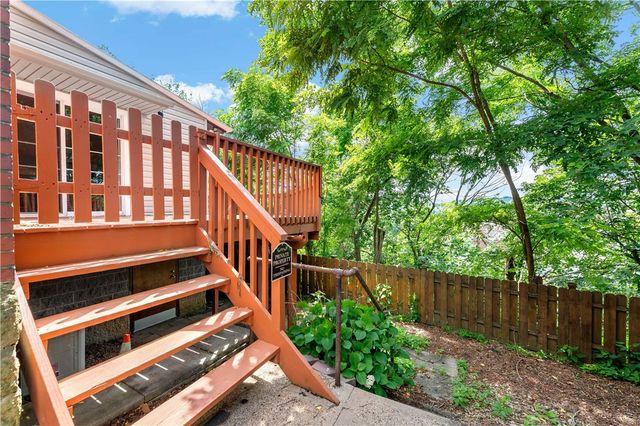 628 Library Ave, Carnegie, PA 15106