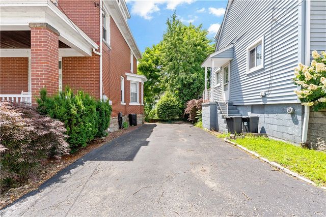 628 Library Ave, Carnegie, PA 15106