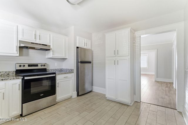 105 Montgomery Avenue, Wilmington, NC 28405