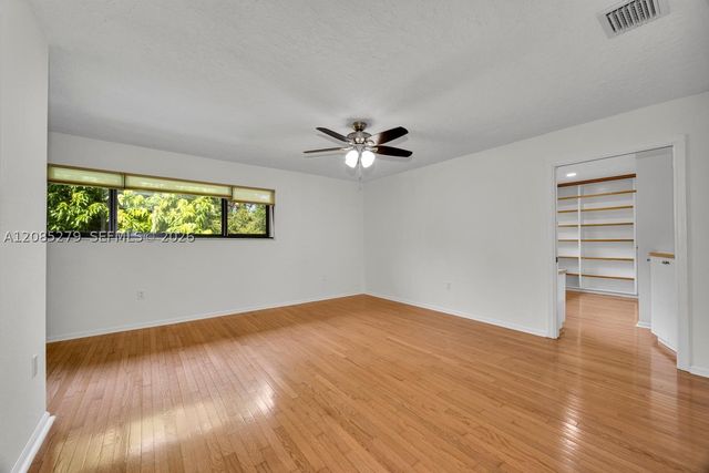 8808 SW 150th Place Cir, Miami, FL 33196