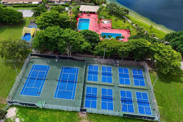 8808 SW 150th Place Cir, Miami, FL 33196