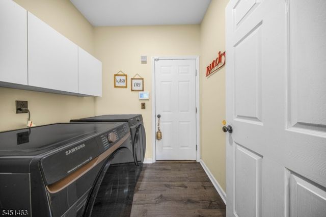 76 Canada Goose Dr, Allamuchy Twp., NJ 07840