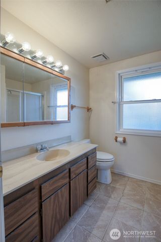 24 O Street, Hoquiam, WA 98550