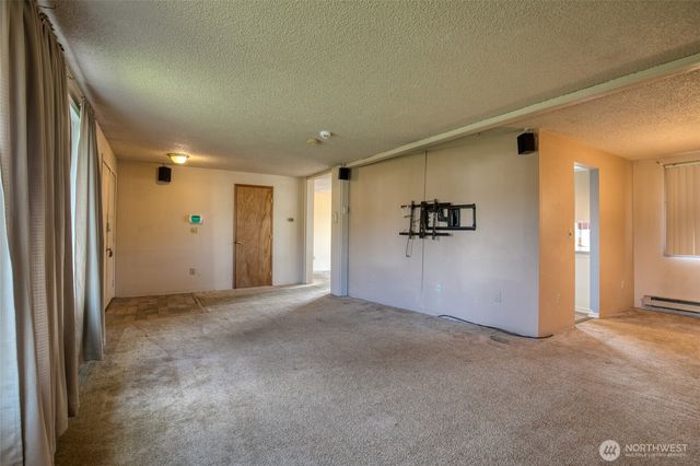 24 O Street, Hoquiam, WA 98550