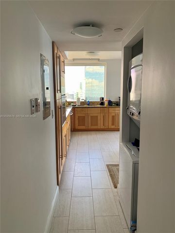 1541 Brickell Ave B3804, Miami, FL 33129