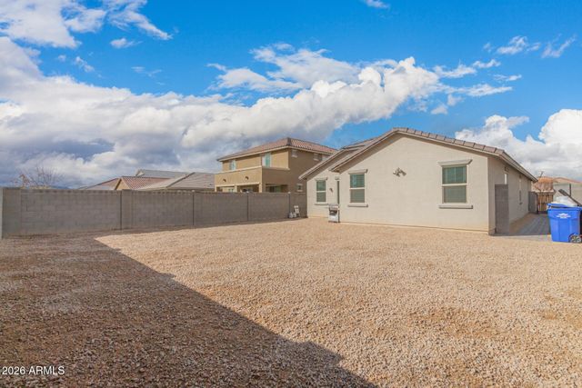 15807 W Port Royale Lane, Surprise, AZ 85379
