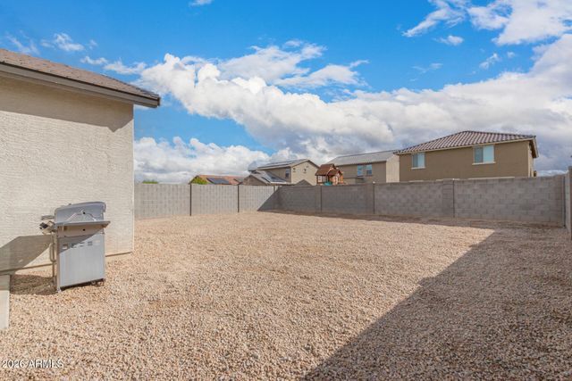 15807 W Port Royale Lane, Surprise, AZ 85379