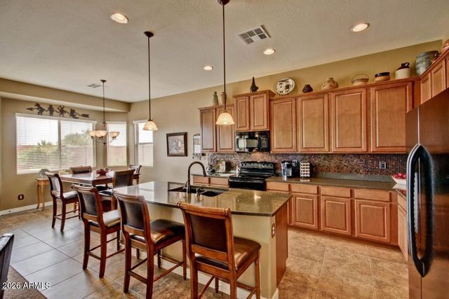 13637 S 175th Drive, Goodyear, AZ 85338