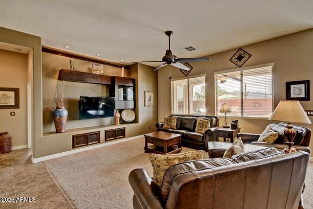13637 S 175th Drive, Goodyear, AZ 85338