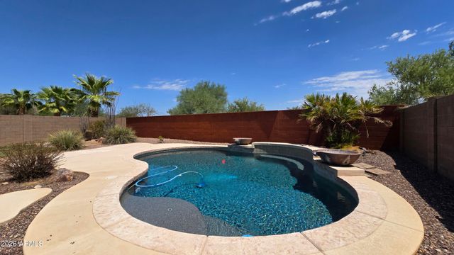 13637 S 175th Drive, Goodyear, AZ 85338