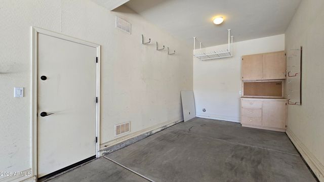 13637 S 175th Drive, Goodyear, AZ 85338