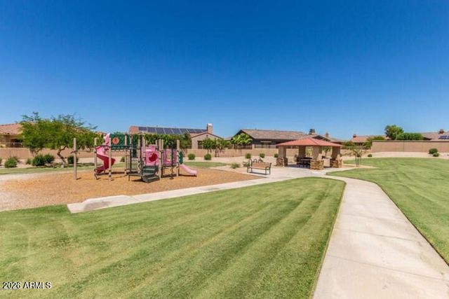13637 S 175th Drive, Goodyear, AZ 85338