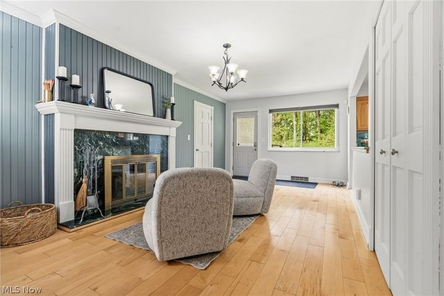 29575 Dorchester Drive, North Olmsted, OH 44070