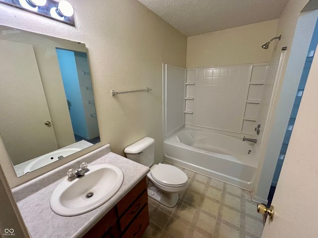 5251 Lily Pad Lane, Indianapolis, IN 46237