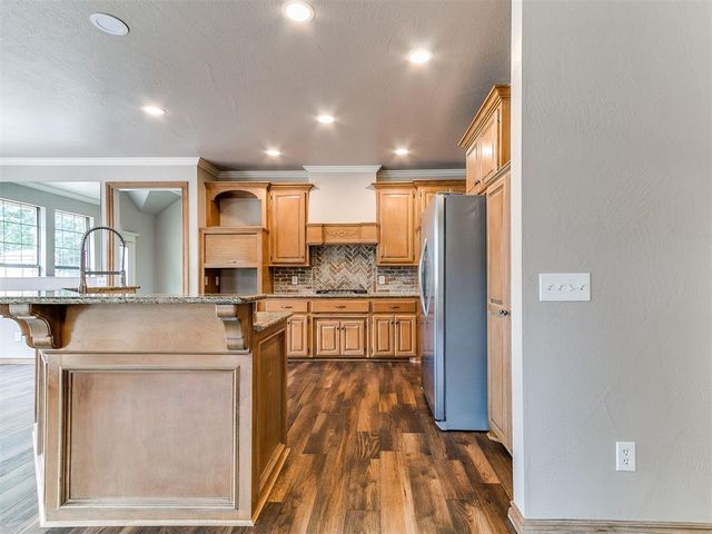 3904 Shortgrass Road, Edmond, OK 73003