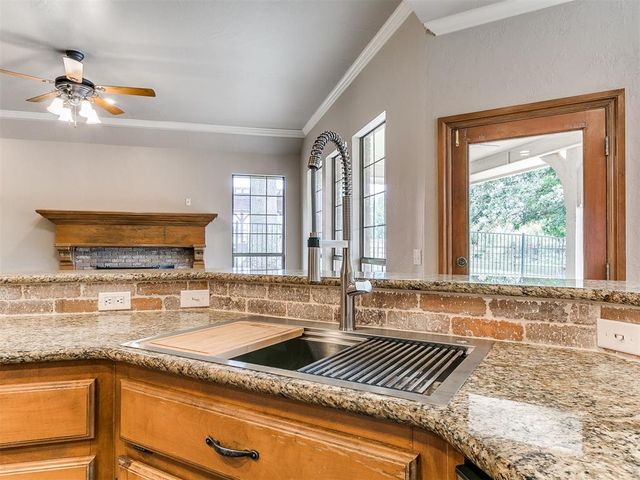 3904 Shortgrass Road, Edmond, OK 73003