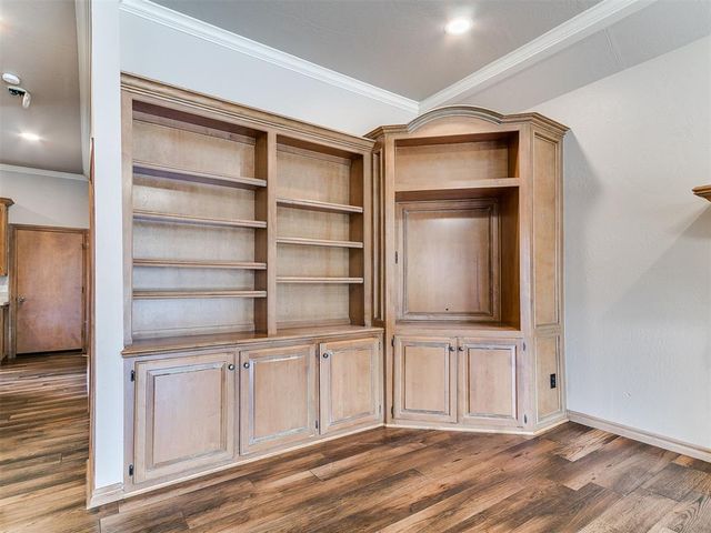 3904 Shortgrass Road, Edmond, OK 73003