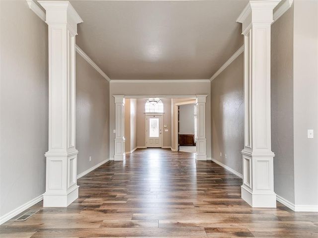 3904 Shortgrass Road, Edmond, OK 73003