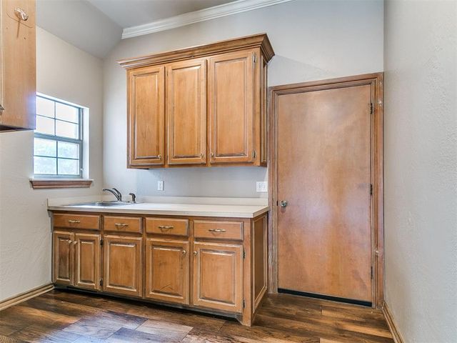 3904 Shortgrass Road, Edmond, OK 73003