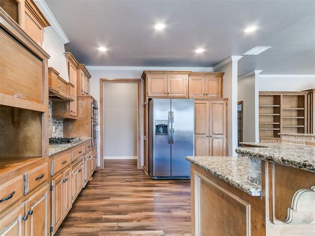 3904 Shortgrass Road, Edmond, OK 73003