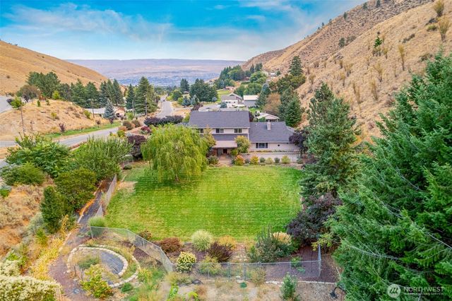 3151 Number 1 Canyon Road, Wenatchee, WA 98801