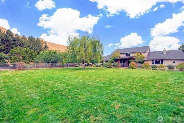 3151 Number 1 Canyon Road, Wenatchee, WA 98801