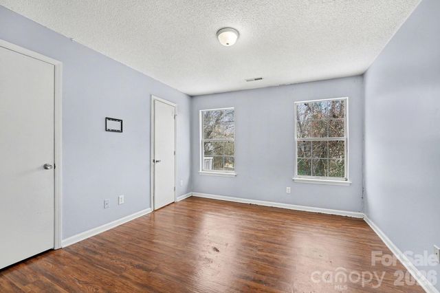 1709 Jeffrey Bryan Drive, Charlotte, NC 28213