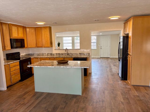 1114 PARR Street, Amarillo, TX 79106