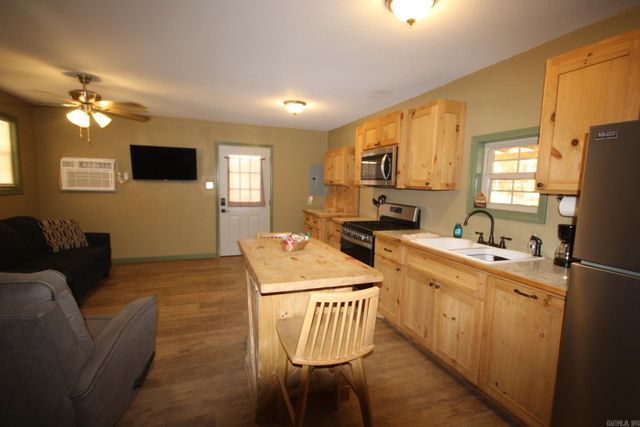 3880 W Hwy. 70, Daisy, AR 71950