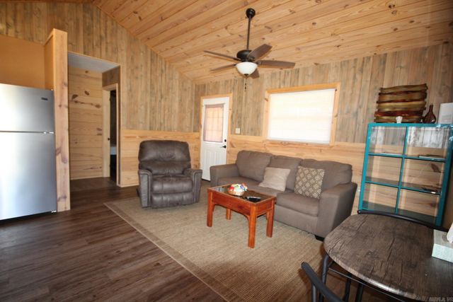 3880 W Hwy. 70, Daisy, AR 71950