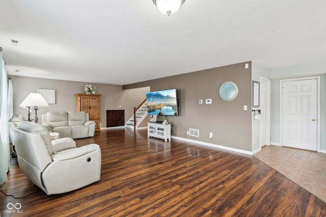 3743 Indigo Blue Boulevard, Whitestown, IN 46075