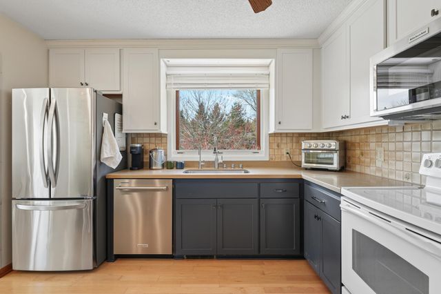 14720 Dunbar Court, Apple Valley, MN 55124