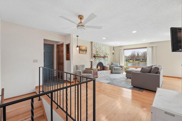 14720 Dunbar Court, Apple Valley, MN 55124