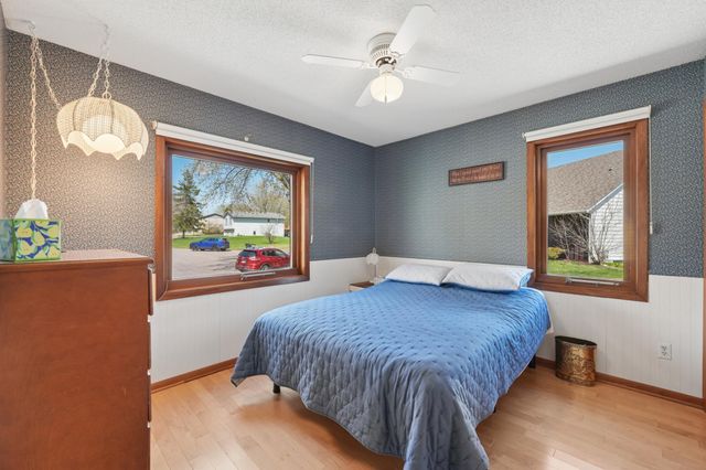 14720 Dunbar Court, Apple Valley, MN 55124