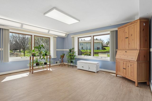 14720 Dunbar Court, Apple Valley, MN 55124