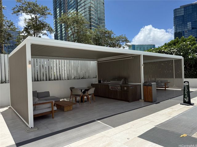 1000 Auahi Street 503, Honolulu, HI 96814