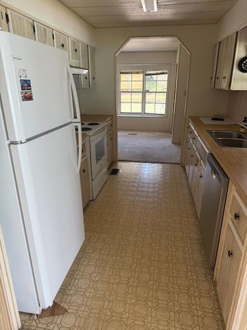 4 E East Caribbean, Port St. Lucie, FL 34952