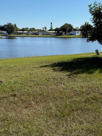 4 E East Caribbean, Port St. Lucie, FL 34952