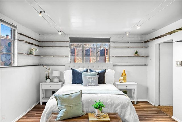 1018 W Morris Ave, Modesto, CA 95350