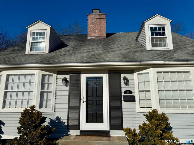 16 Killian Avenue, Trumbull, CT 06611