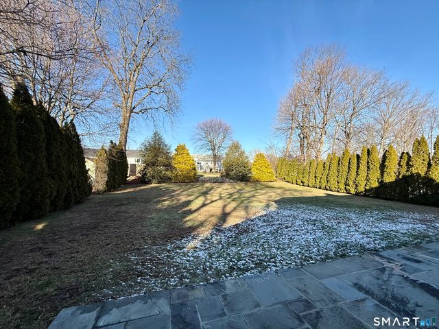 16 Killian Avenue, Trumbull, CT 06611