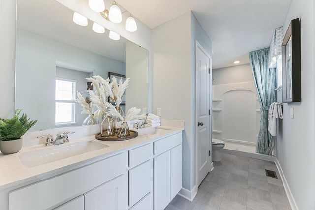 17081 Draper Way, Lakeville, MN 55044