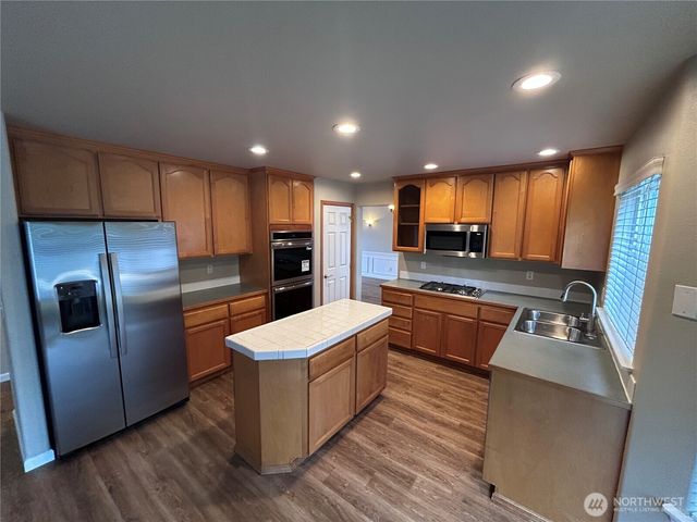 20317 124th Street Ct E, Bonney Lake, WA 98391