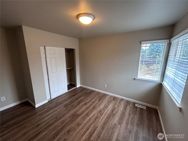 20317 124th Street Ct E, Bonney Lake, WA 98391