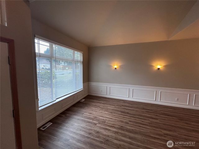 20317 124th Street Ct E, Bonney Lake, WA 98391