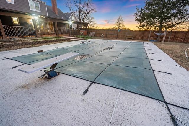 1700 Cedar Ridge Road, Parsons, KS 67357