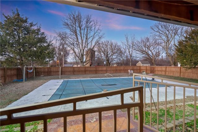 1700 Cedar Ridge Road, Parsons, KS 67357