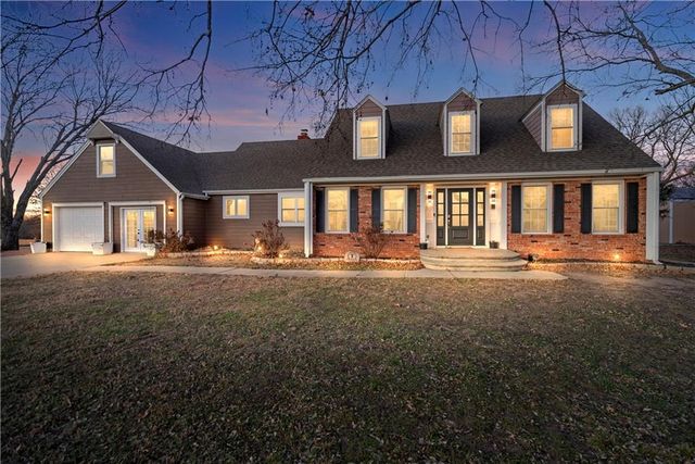 1700 Cedar Ridge Road, Parsons, KS 67357