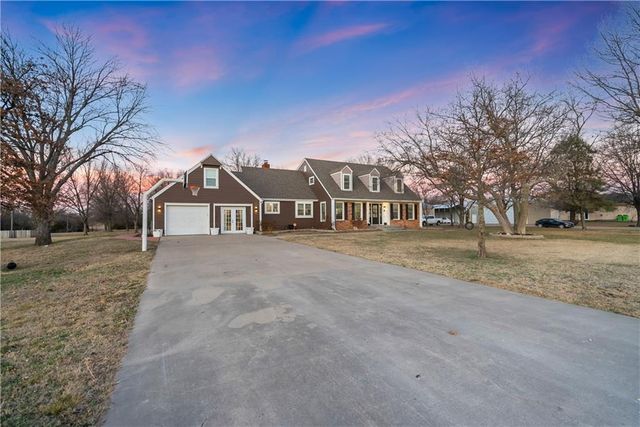 1700 Cedar Ridge Road, Parsons, KS 67357
